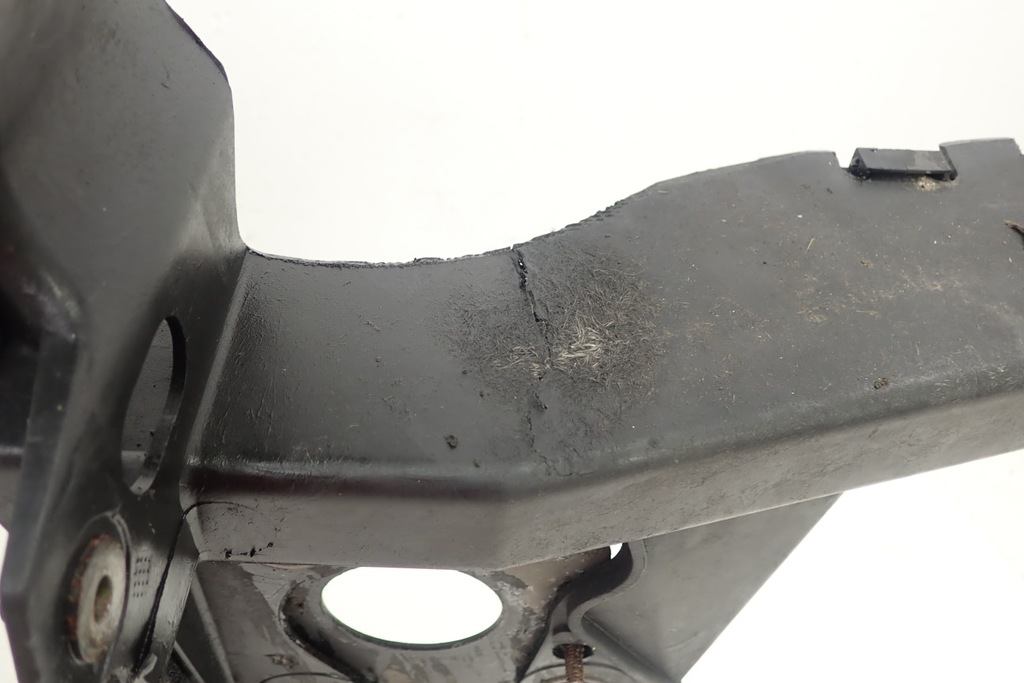 фото №6, Audi a6 c5 2.5 tdi pas передний усилитель