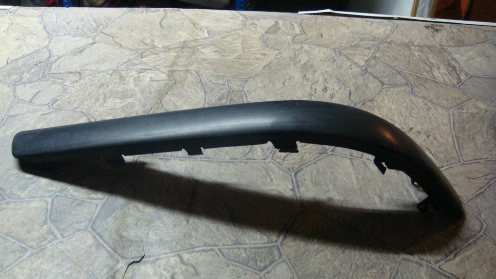 фото №1, Passat b5 молдинг бампера правый задняя