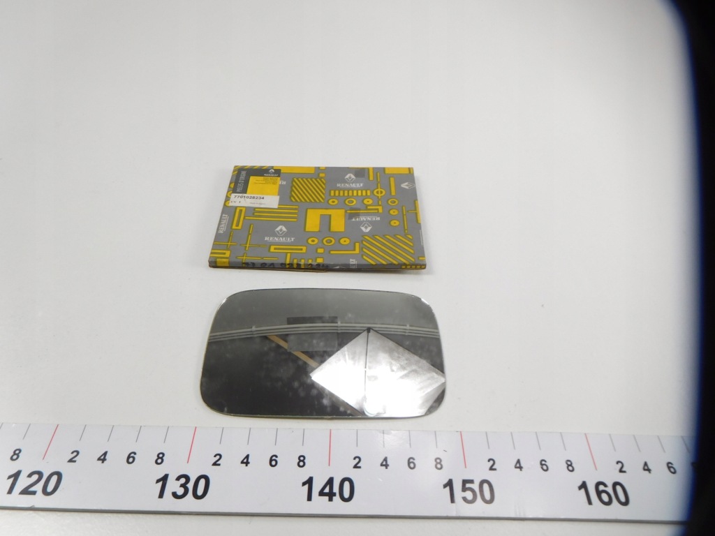фото №2, Вкладыш зеркало renault master i p/l 7701028234