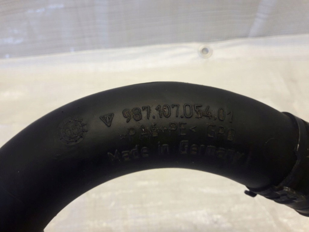 Porsche 987 шланг труба заливної оливи 98710705401 Доставка