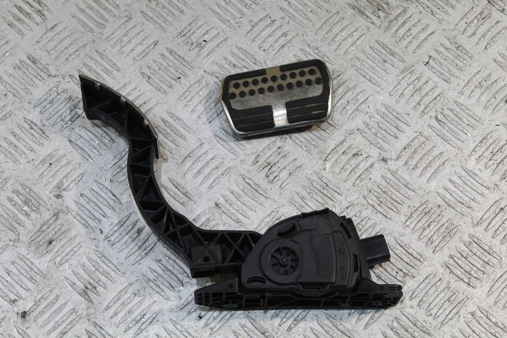 фото №1, Педаль газа накладки ford focus mk3 lift