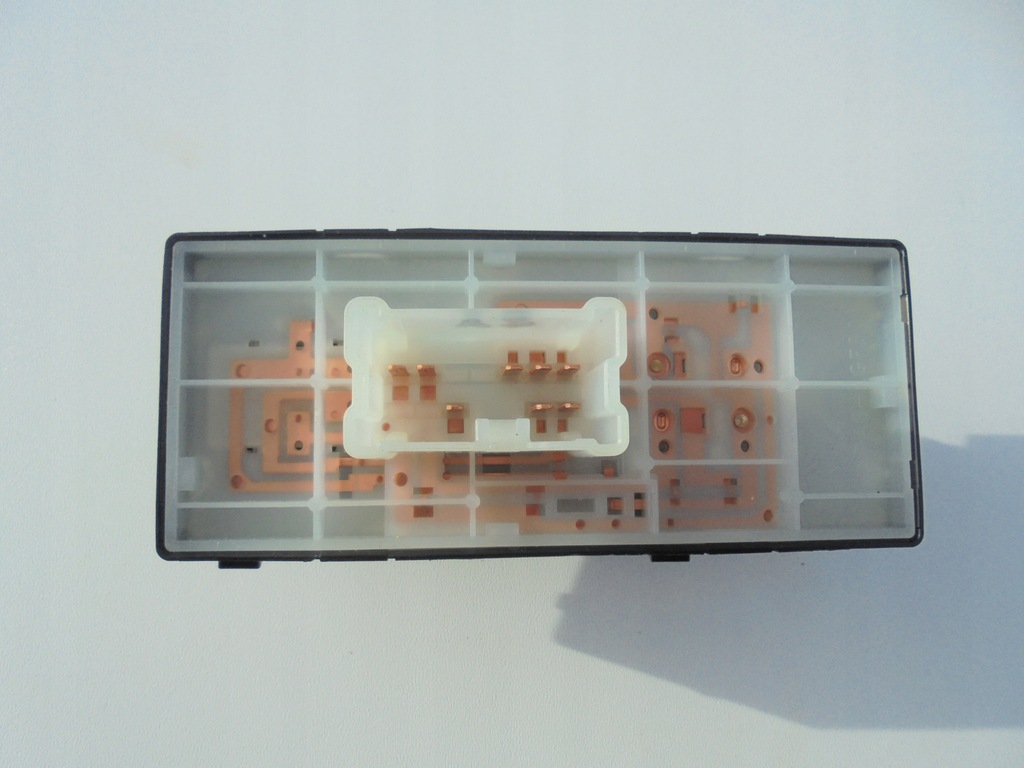 фото №7, Nissan micra k14 переключатель выключатель стекло