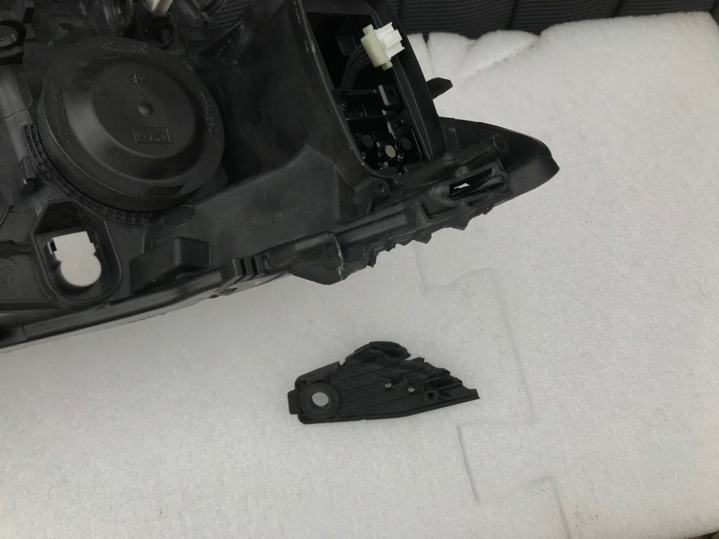 Renault megane 4 левая фара перед led 2016- с Разборки