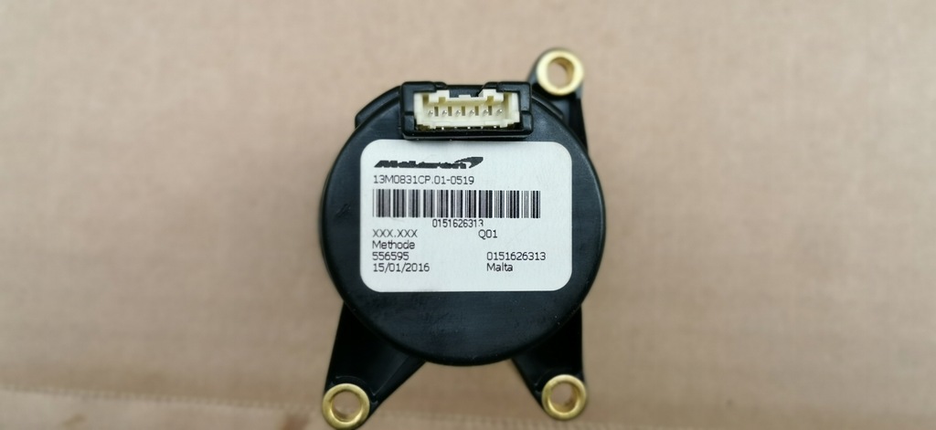 фото №2, Панель перемикач mclaren 570s