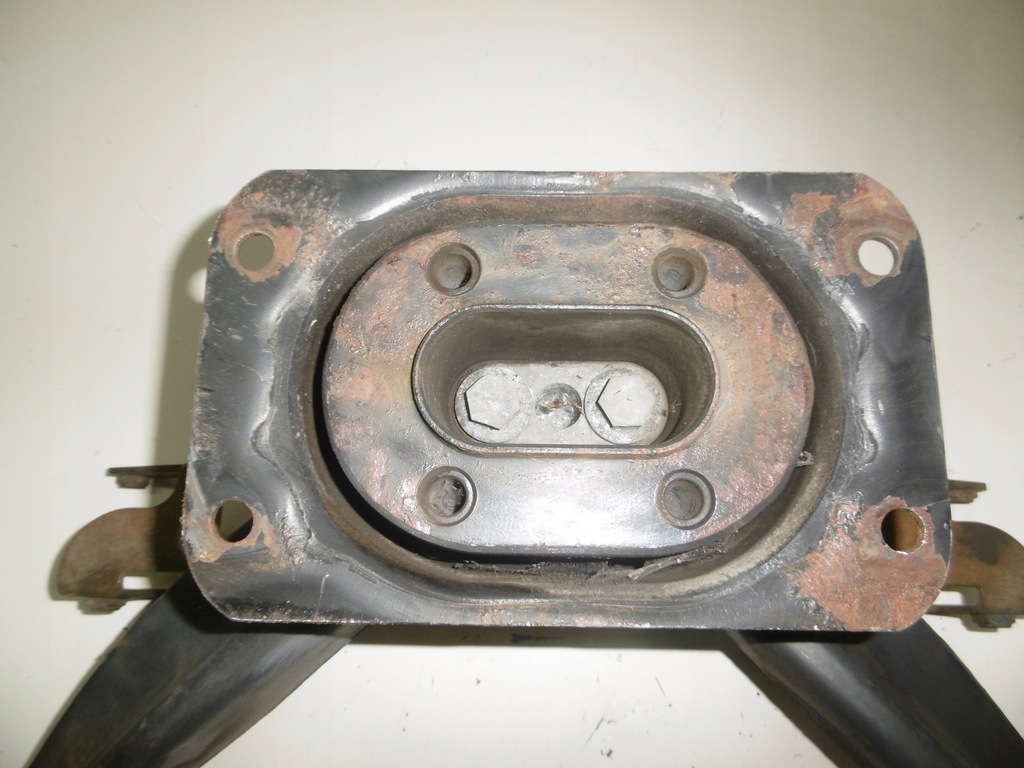 фото №8, Кронштейн кронштейн двигателя 20747056 magnum dxi volvo fh