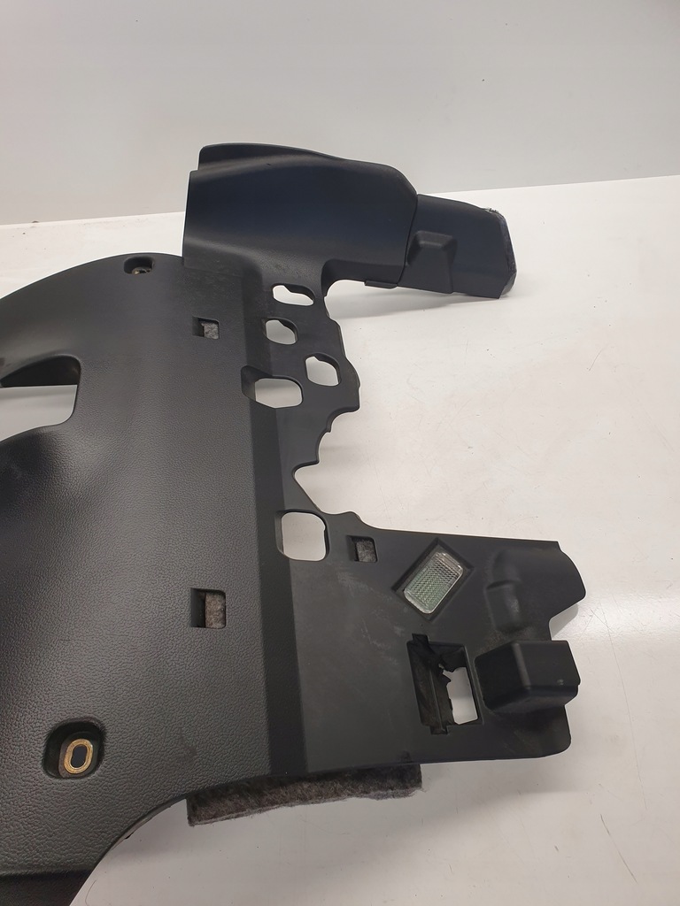 фото №5, Защита pod руль стойки audi a4 b8 8k1863075a