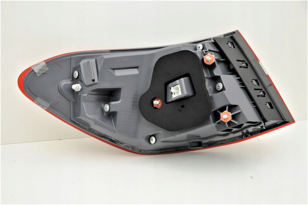 фото №3, Mercedes glc x253 od 2015- лампа задняя led правая