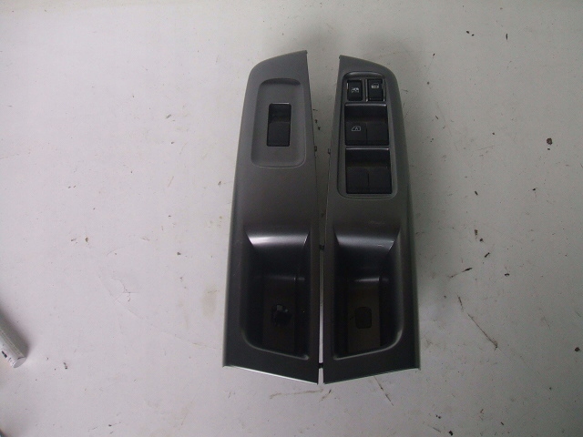 фото №1, Subaru forester iii 08 переключатель окон левый