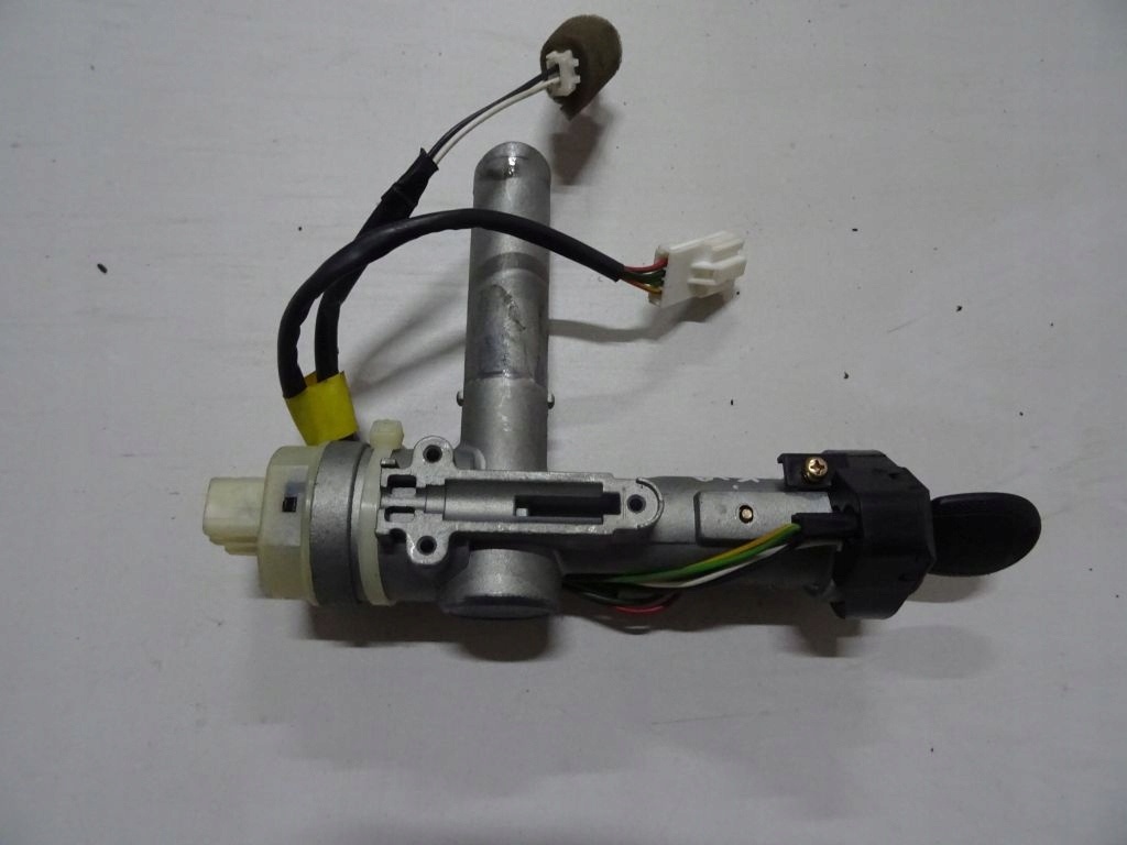 фото №1, Kia magentis 04' замок зажигания с ключ