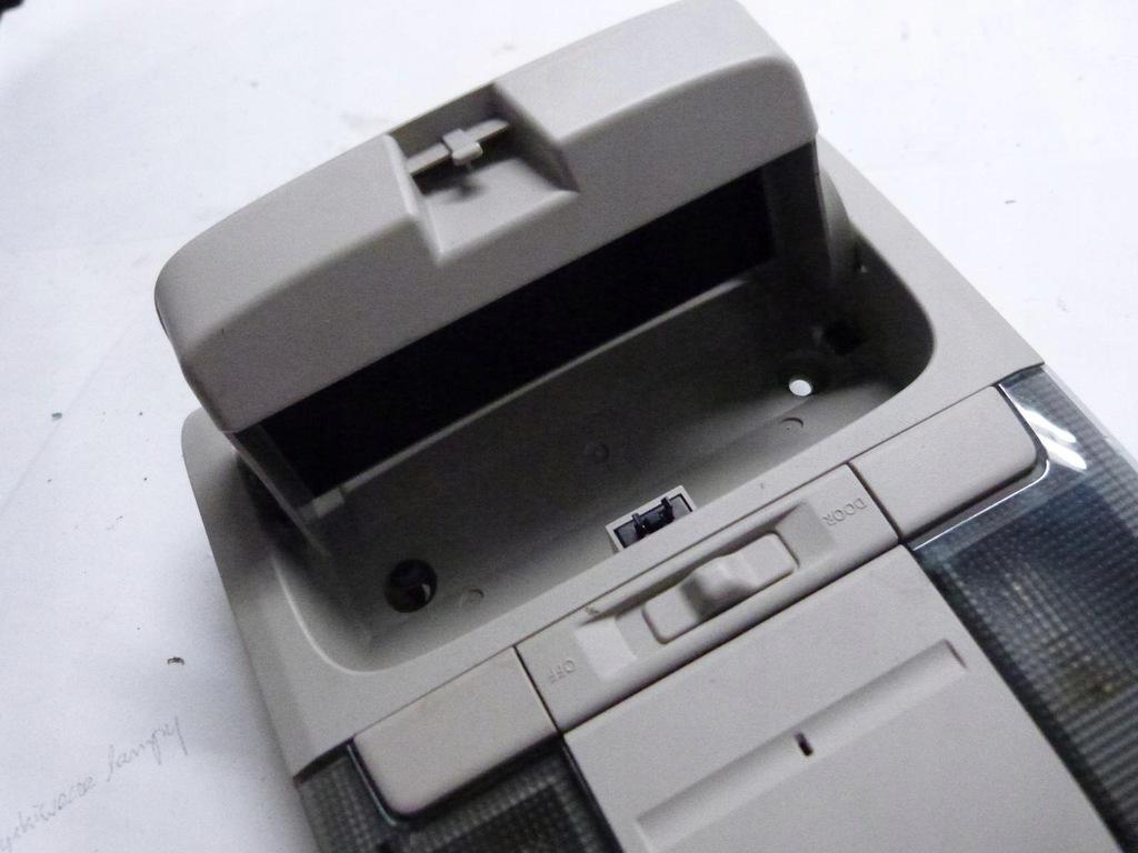 фото №3, Subaru legacy v outback лампа podusfitki кабины