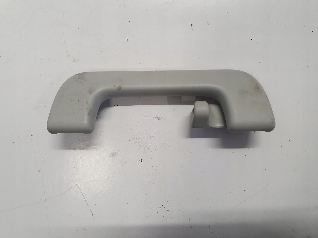 фото №1, Audi a3 8v ручка кронштейн потолочный левый задняя