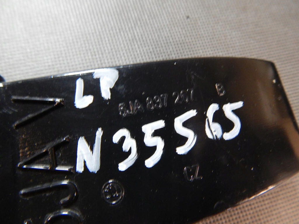 фото №2, Skoda rapid обмежувач двері перед 5ja837249