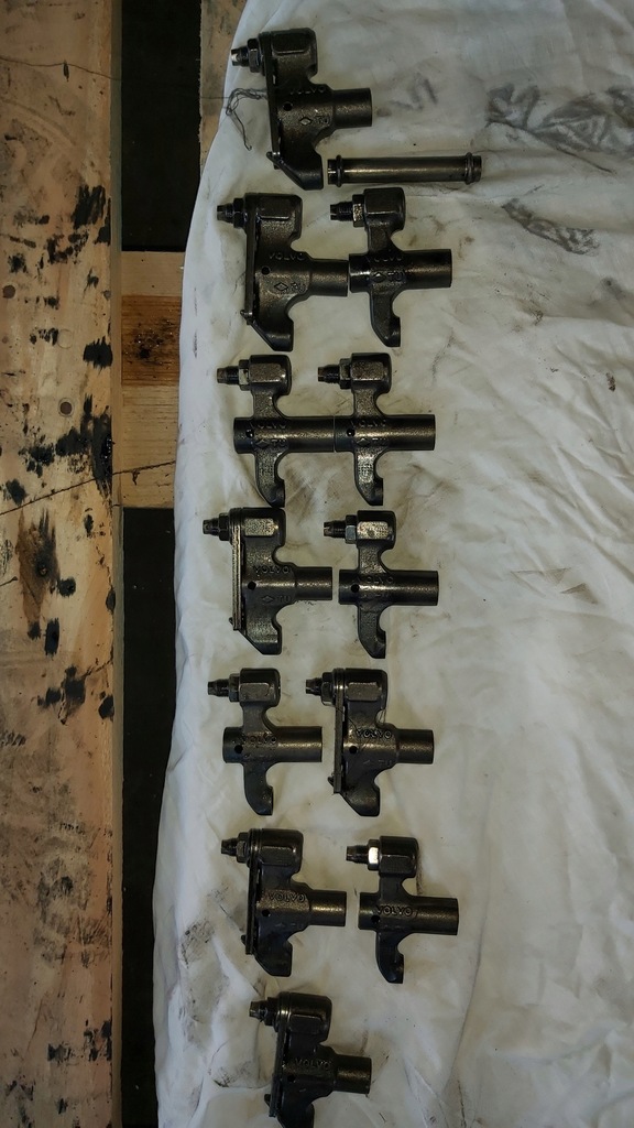 фото №1, Volvo fh 12 коромысло толкатель клапана