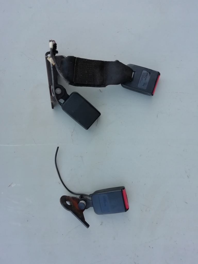 фото №1, Замок замки ремней задняя клипса laguna 3 iii