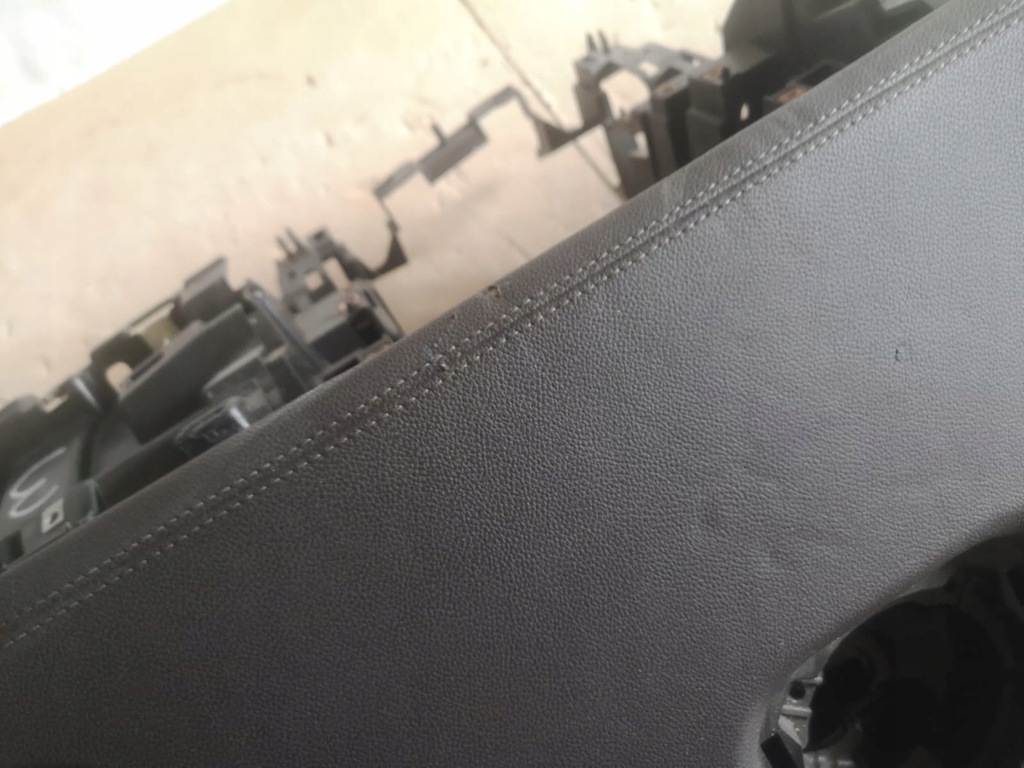 фото №9, Панель приладів приладова jaguar xe x760