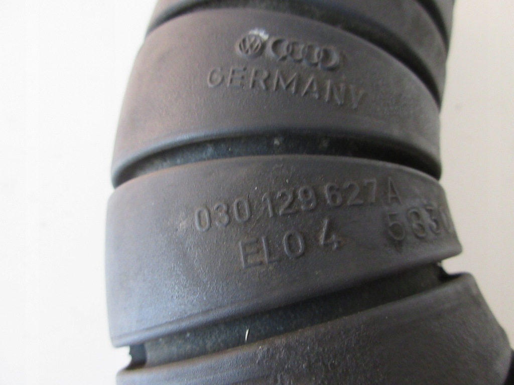 фото №6, Повітрозабірник труба повітря vw audi 030129627a оригінальна