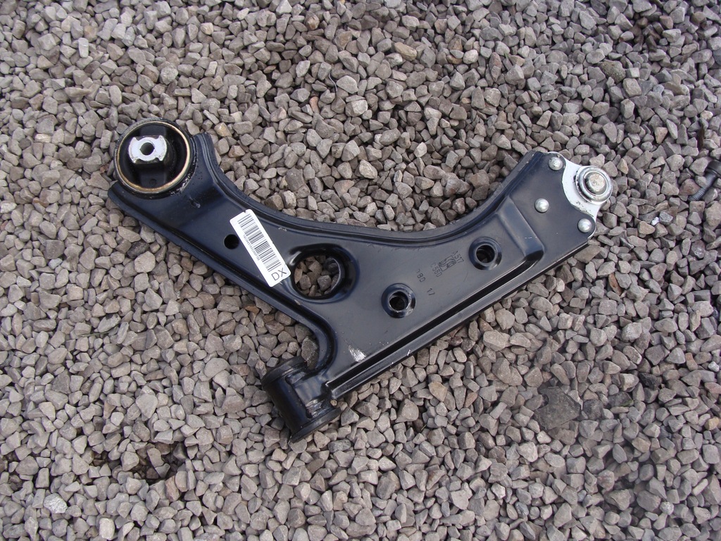 фото №2, Рычаг правый alfa romeo mito !!!