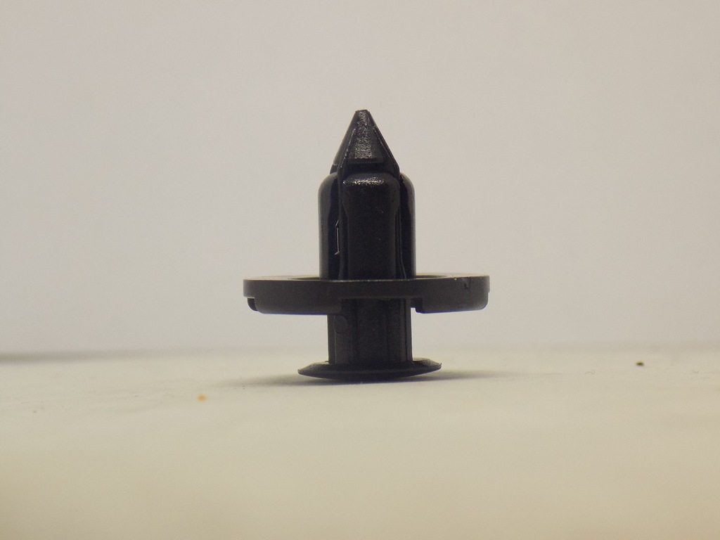 фото №4, Nissan note pathfinder клипса подкрылок i защита x10