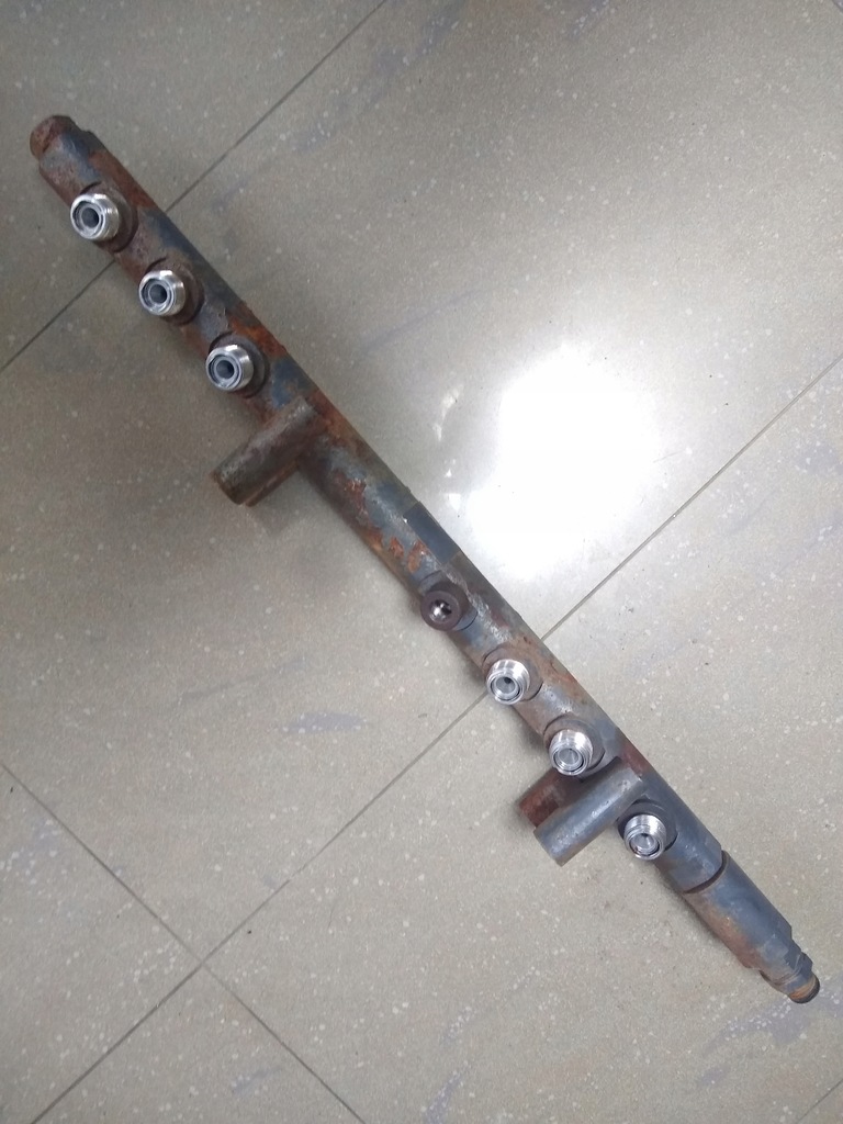 фото №1, Молдинг упорскування пального scania r xpi