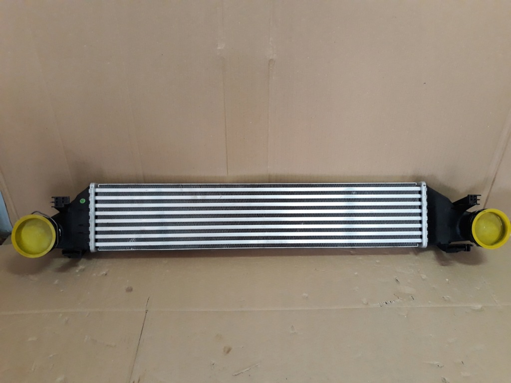 Купить Радиатор интеркулер mercedes c-klasa a2035000000