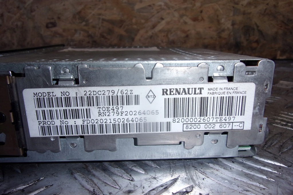 фото №4, Радиопроигрыватель cd renault laguna ii 01-