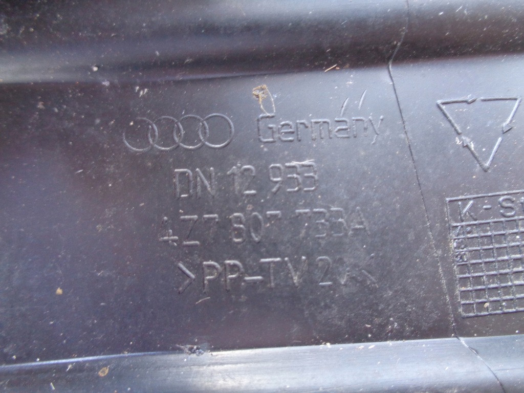 фото №11, Audi a6 c5 allroad лист спойлер перед 4z7807733a