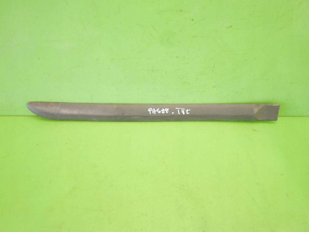 фото №1, Молдинг дверная правая задняя mazda premacy i cp fl