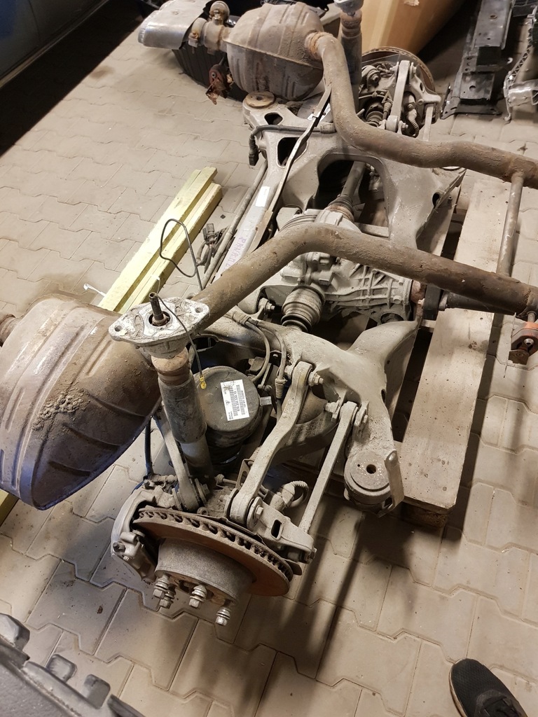 фото №5, Porsche panamera задній міст zaiweszenie