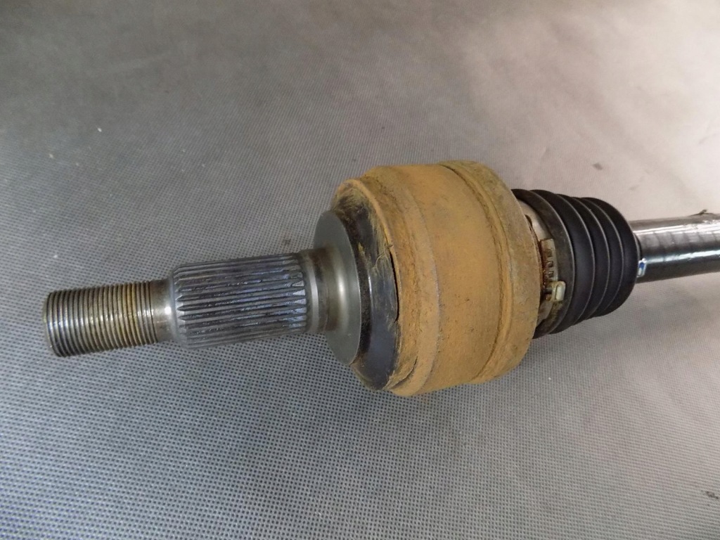 фото №4, Vw touareg 7p приводной вал левая задняя 7p0501201g