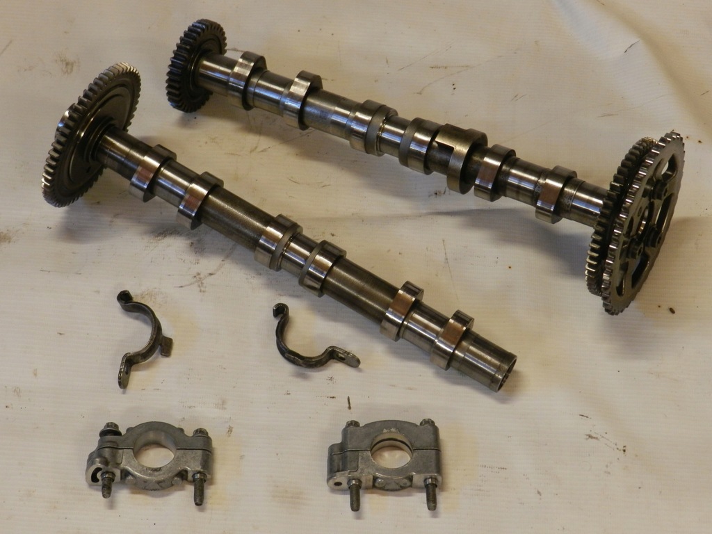 фото №1, Вал розподільного валу colt mn960356+mn960355