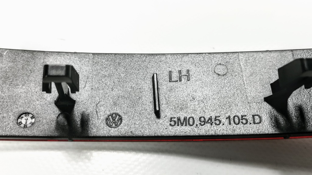 фото №5, Отражатель бампера левый vw 5m0945105d