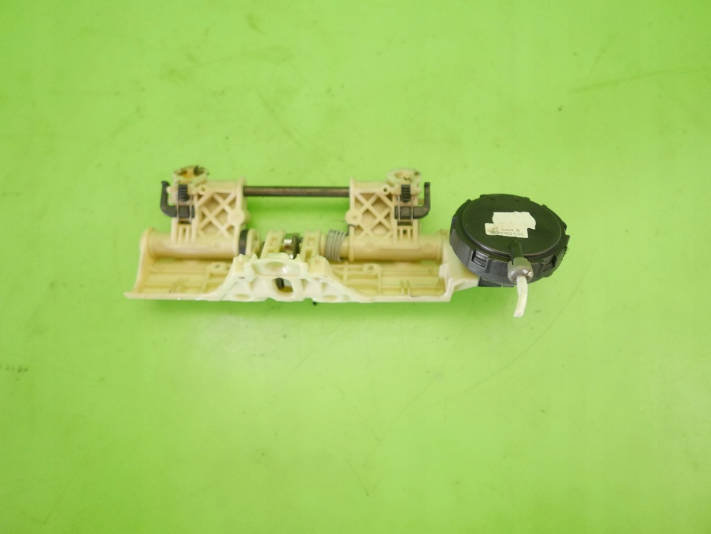 фото №8, Механизм подголовник задняя левый mercedes w220 s400 98-