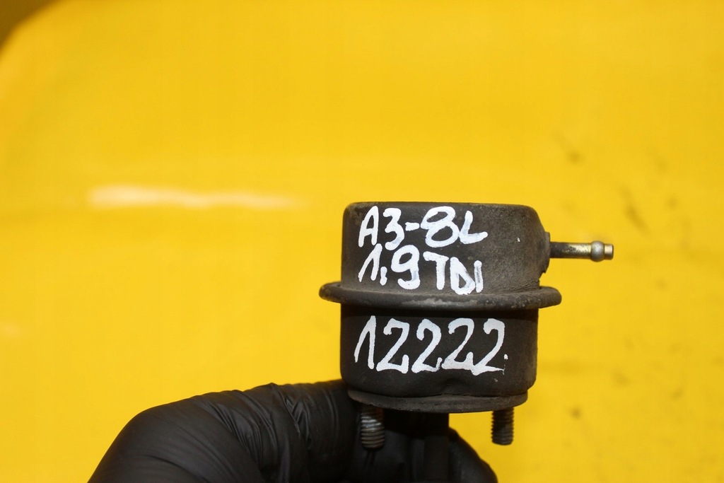 фото №5, Актуатор турбины вакуумa audi a3 8l 1.9 tdi agr