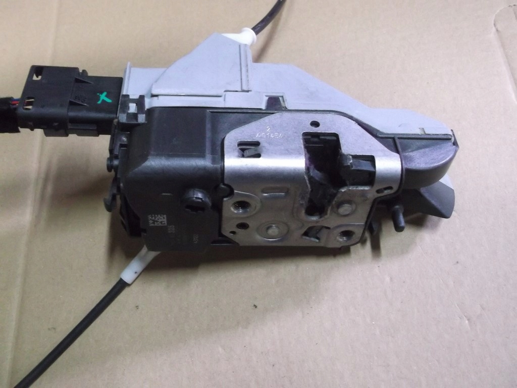 фото №10, Peugeot 3008 5008 i 2009-2016 замок дверь перед правый