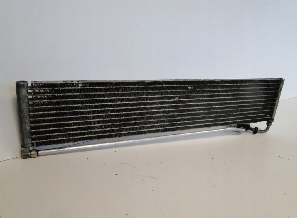 фото №1, Mercedes w207 w212 w218 r231 масляный радиатор a0995000400
