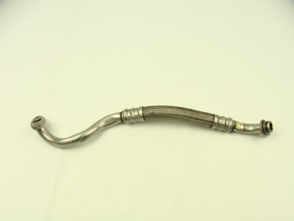 фото №1, Wąż трубка оливи audi rs6 4.2 бі-турбо 077145735c