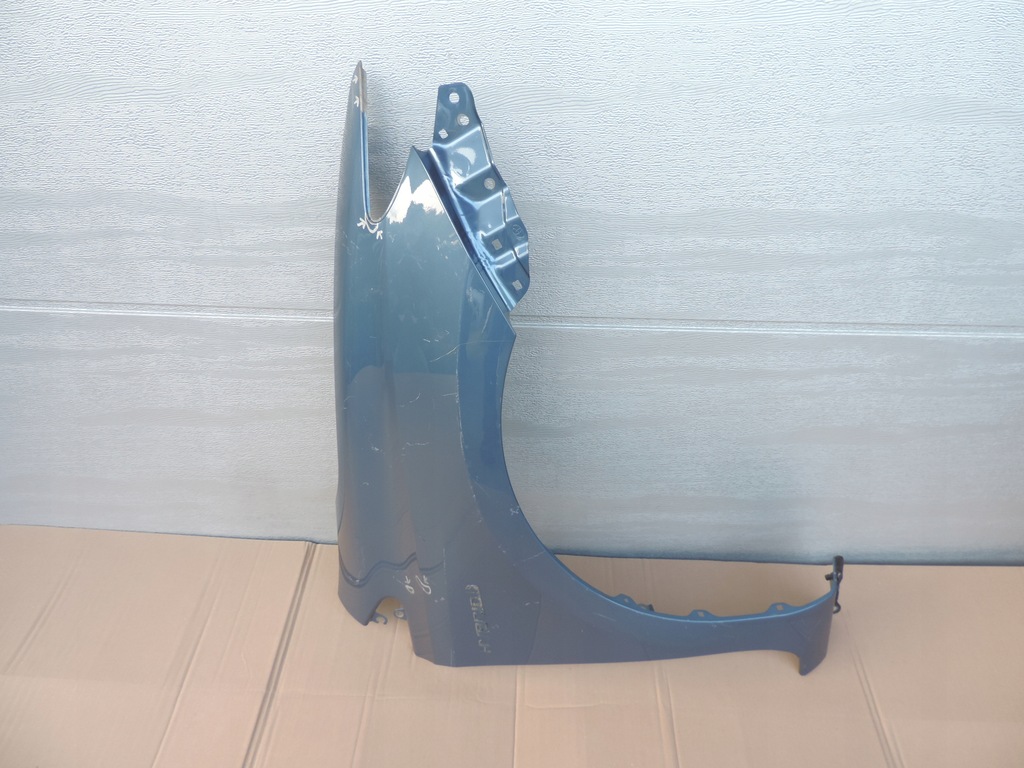 фото №1, Toyota auris 2012 2013 правий крила