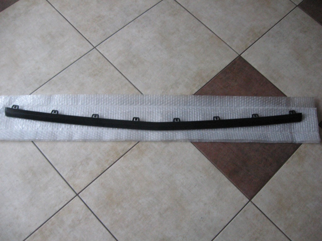 фото №1, Молдинг бампера - перед - mercedes glc w253 - amg