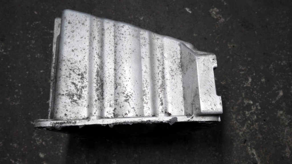 Audi a4 b7 2.0tfsi bwe піддон масляна 06b 103 603as Зі Шроту