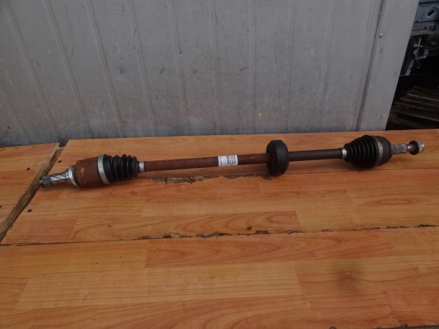 фото №1, Dacia sandero ii 2018 lift 1,0 sce приводной вал правая org