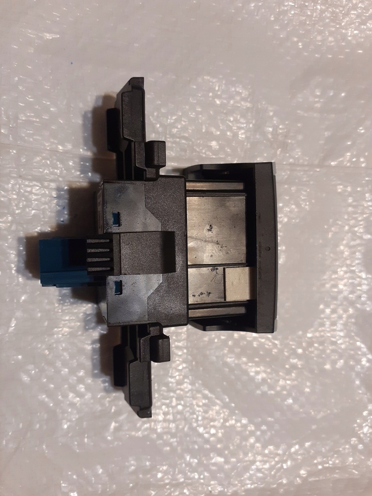 фото №4, Peugeot 308 t9 кнопка тормоза ручного 96785851