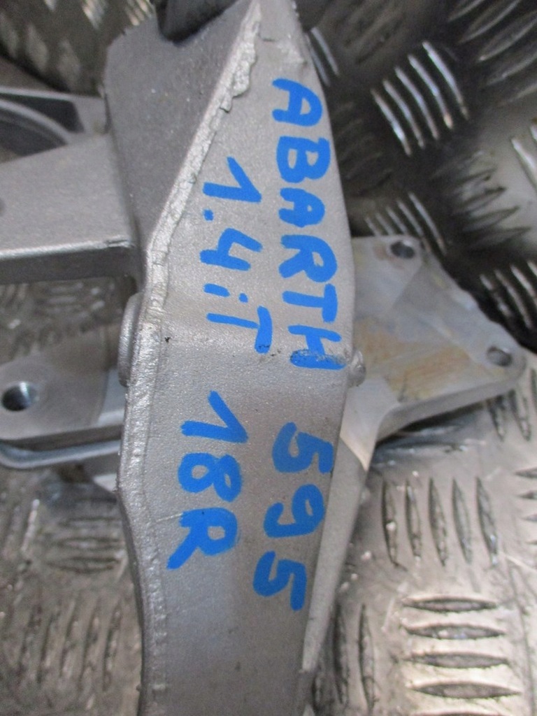 фото №6, Кронштейн fiat 500 abarth 595 1,4i 55318948