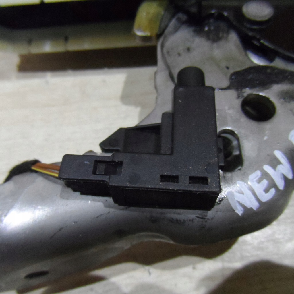 фото №9, Рычаг тормоза ручного vw new beetle 15r