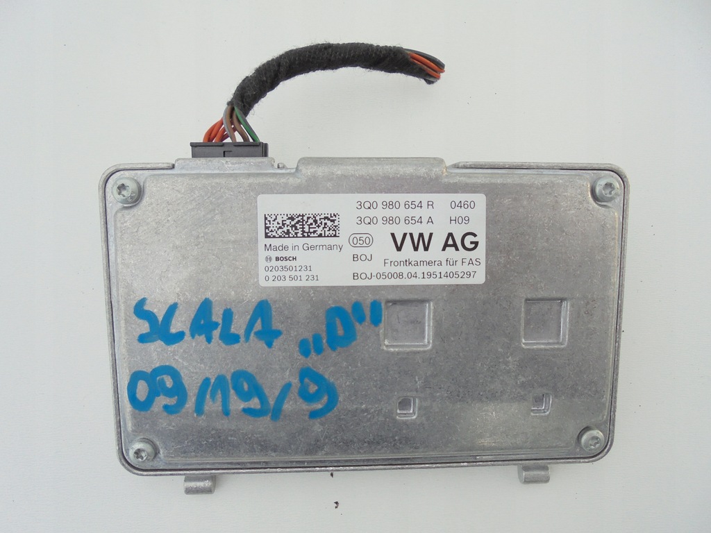 фото №6, Scala камера лобовое ассистент поперечина передняя колодка 3q0980654r 3q0980654a