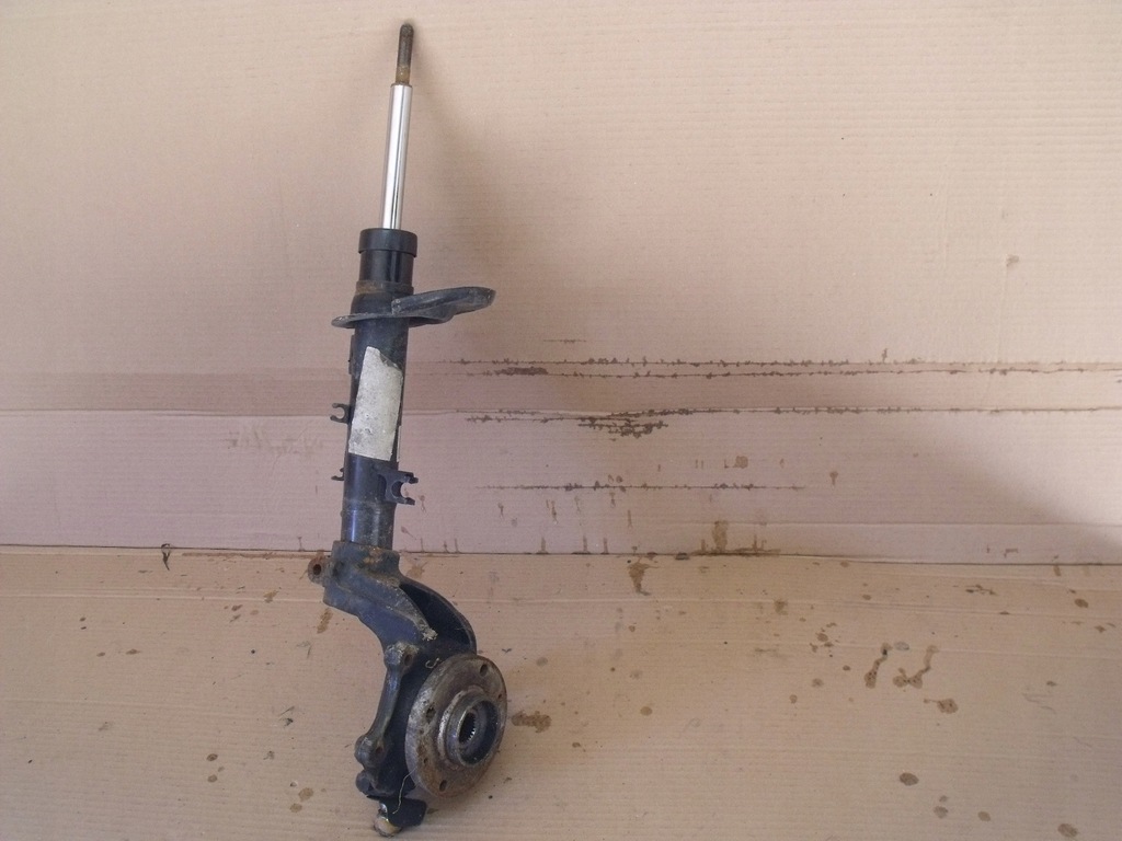 фото №1, Правая поворотный кулак амортизатор рычаг citroen c3 ds3