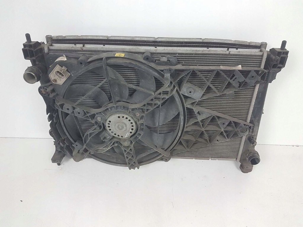 фото №6, Fiat doblo ii combo d 1.6jtd радиатор комплект