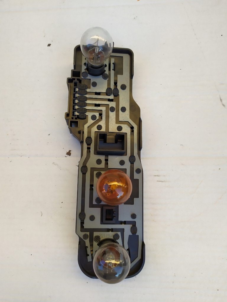 фото №1, Smart fortwo ii 451 вкладыш лампы правый задняя