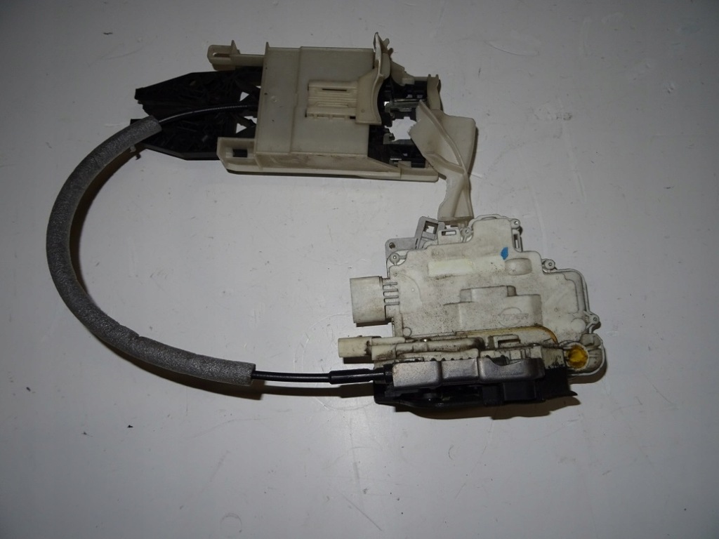 фото №1, Лівий замок двері перед 9 pin cayenne 7p5 2010^