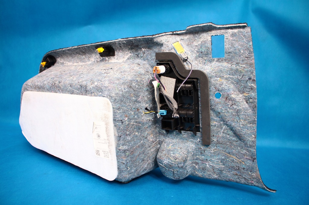 фото №10, Land rover discovery 5 v обшивка багажника левый 18^