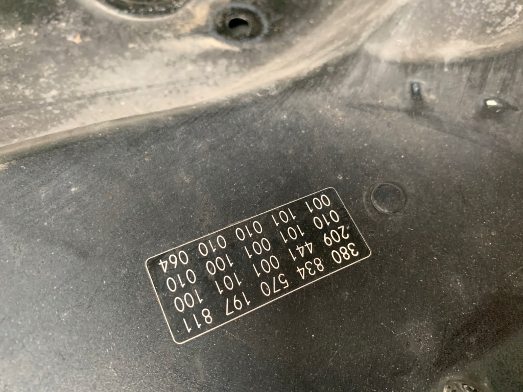 Mercedes clk w209 капот Доставка